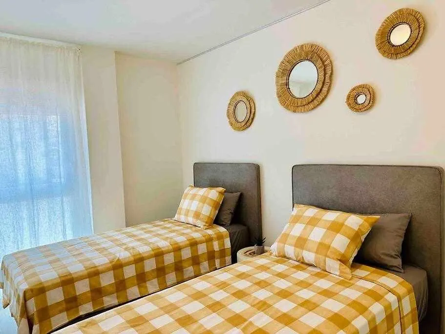 Pepes Suite 3 Habitaciones & Parking Torremolinos Apartment