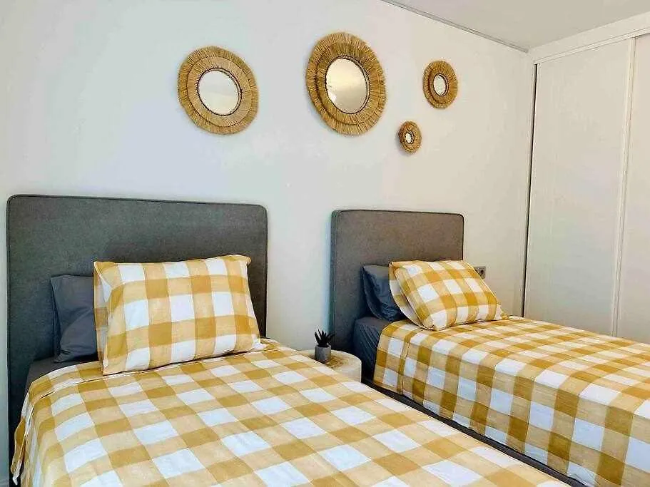 Pepes Suite 3 Habitaciones & Parking Torremolinos 0*,