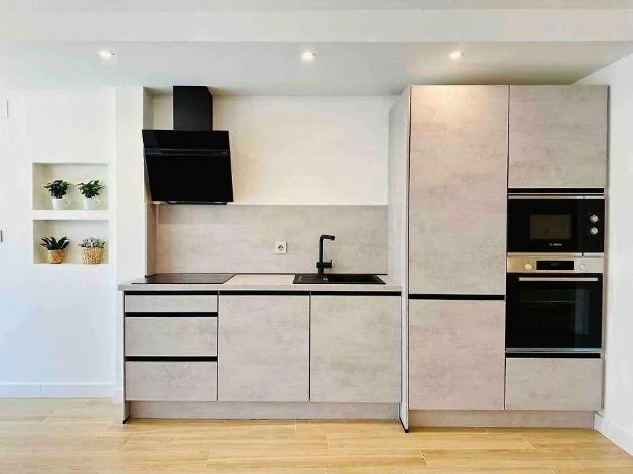 Apartment Pepes Suite 3 Habitaciones & Parking Torremolinos Spain